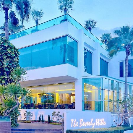 Nakhonratchasima The Beverly Hills Hotel מראה חיצוני תמונה